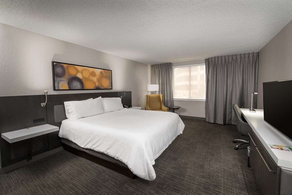 Фото Hilton Garden Inn Las Colinas