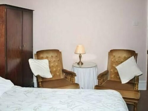 Гостиница Leaded Light - Guest House в Солихалле