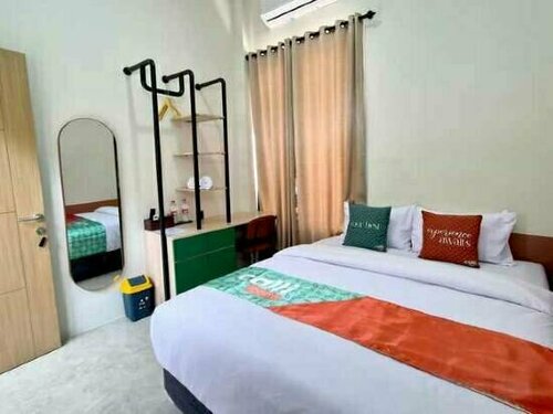 Гостиница Sesare Co-Living by Calli Rooms в Джембере