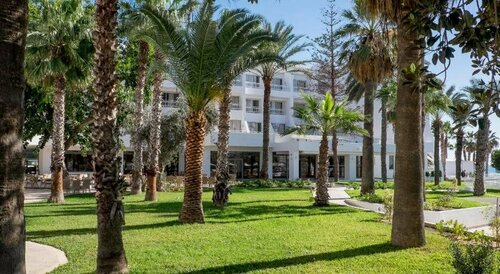 Гостиница Hotel Bel Azur Thalasso & Bungalows в Тунисе