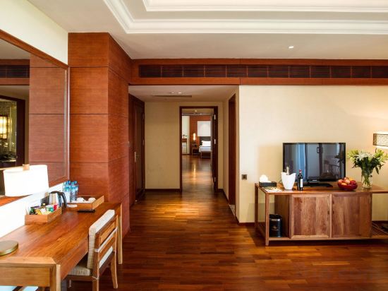 Фото Landmark Mekong Riverside Hotel