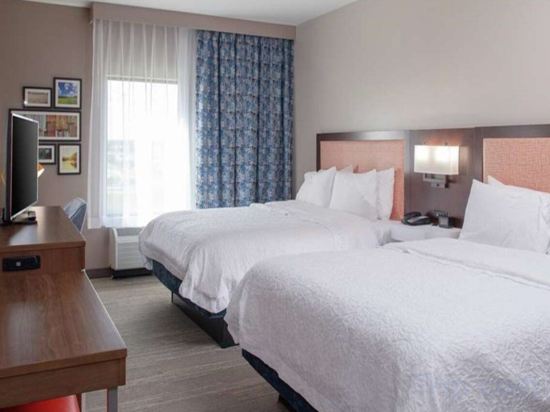 Фото Hampton Inn & Suites Overland Park South
