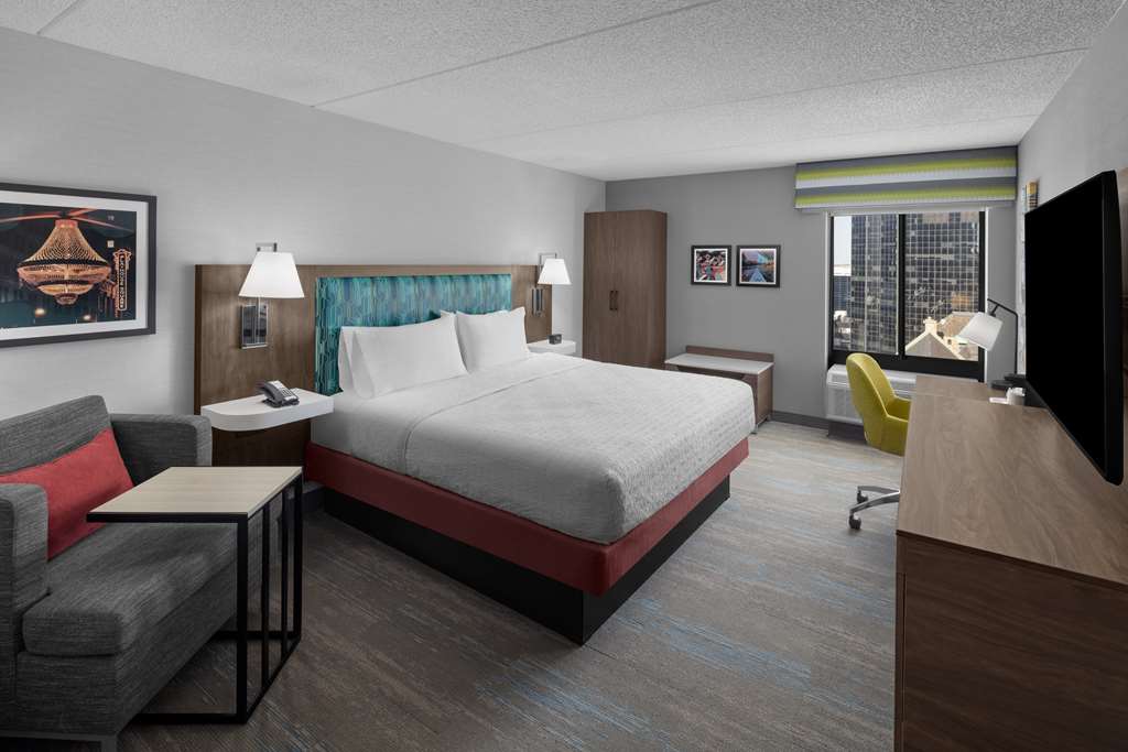 Фото Hampton Inn Cleveland-Downtown
