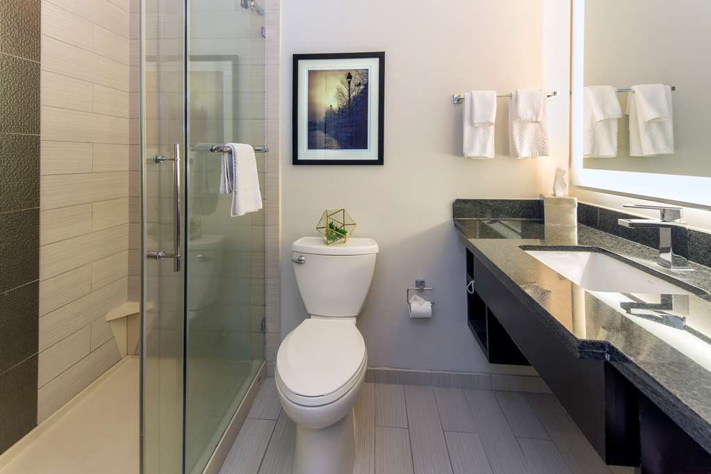 Фото DoubleTree by Hilton Hotel Savannah Historic District