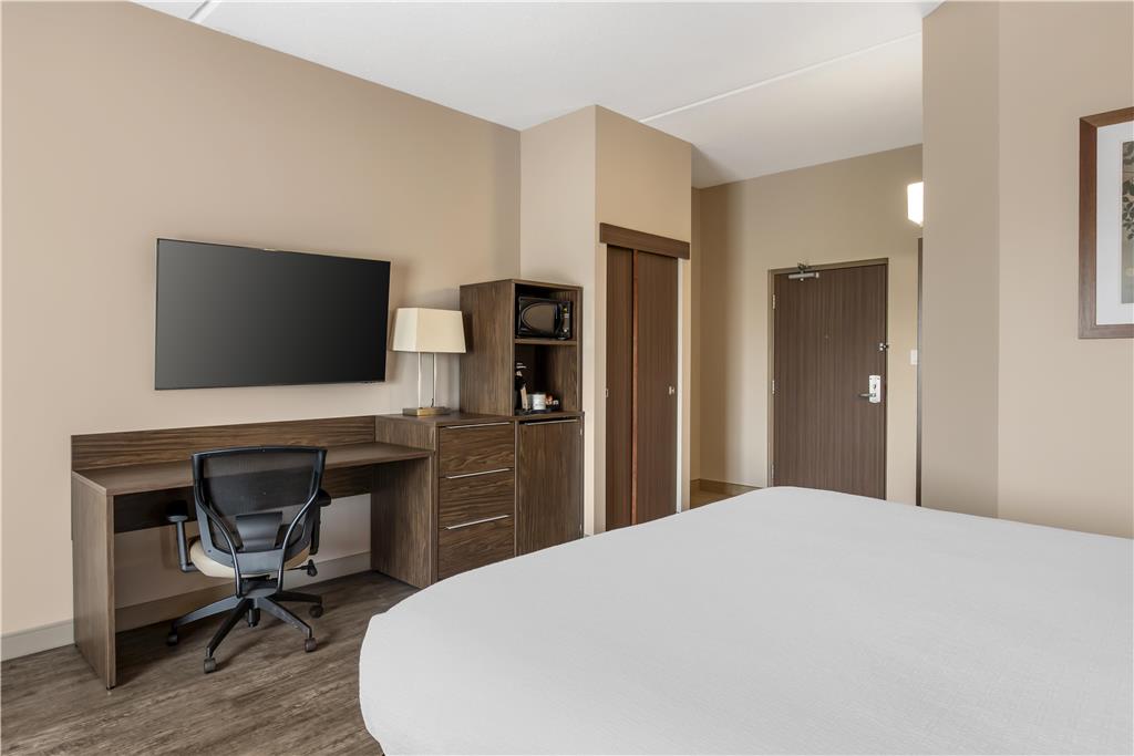 Фото Best Western Plus Winnipeg West