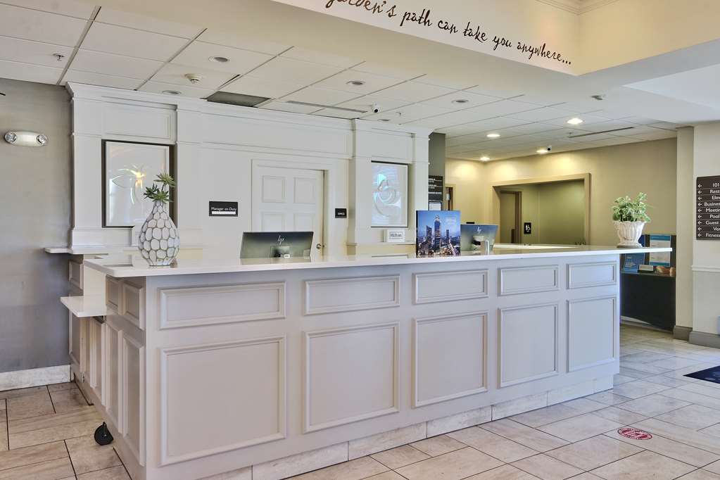 Фото Hilton Garden Inn Albuquerque/Journal Center