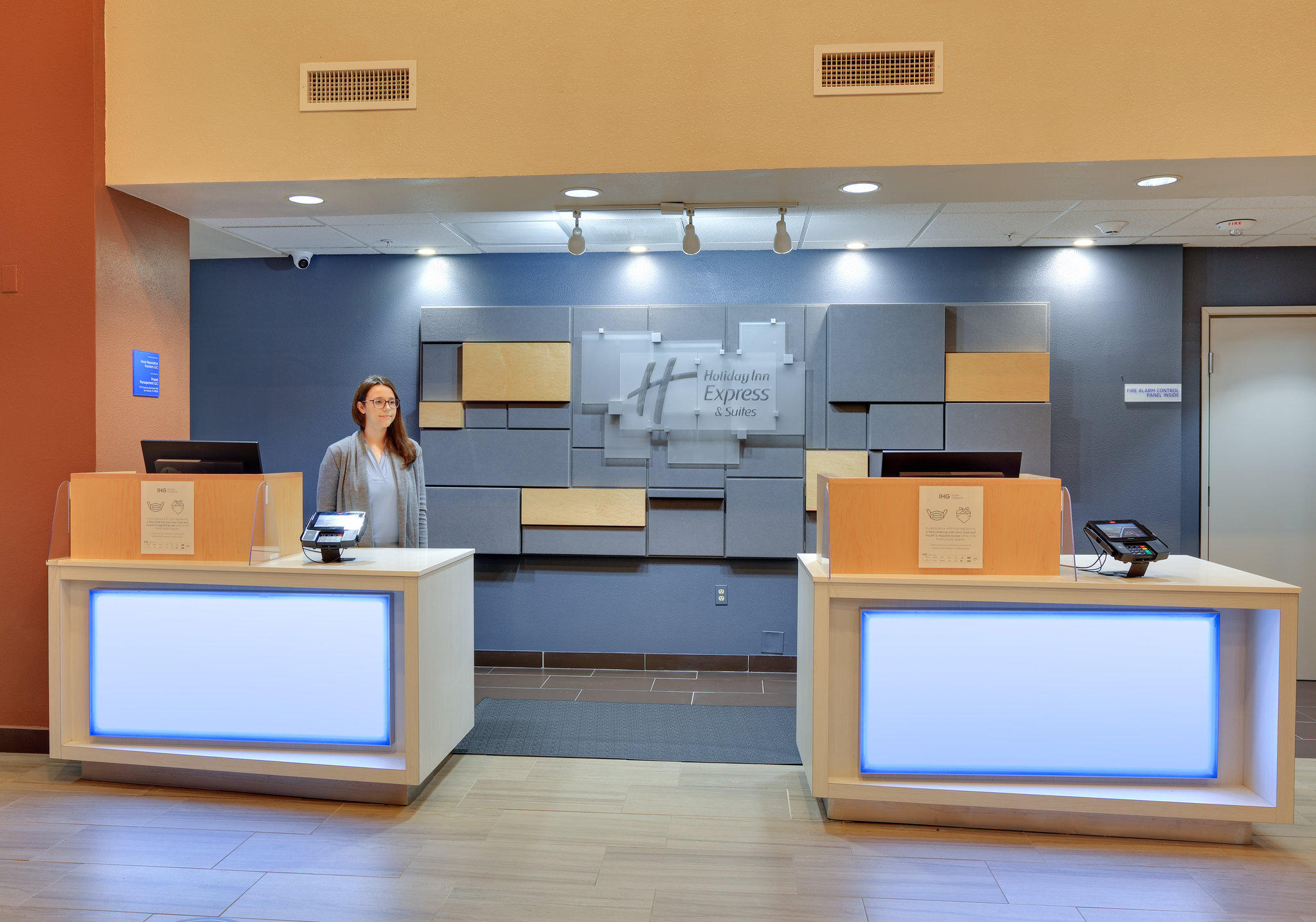 Фото Holiday Inn Express & Suites Austin Round Rock, an Ihg Hotel