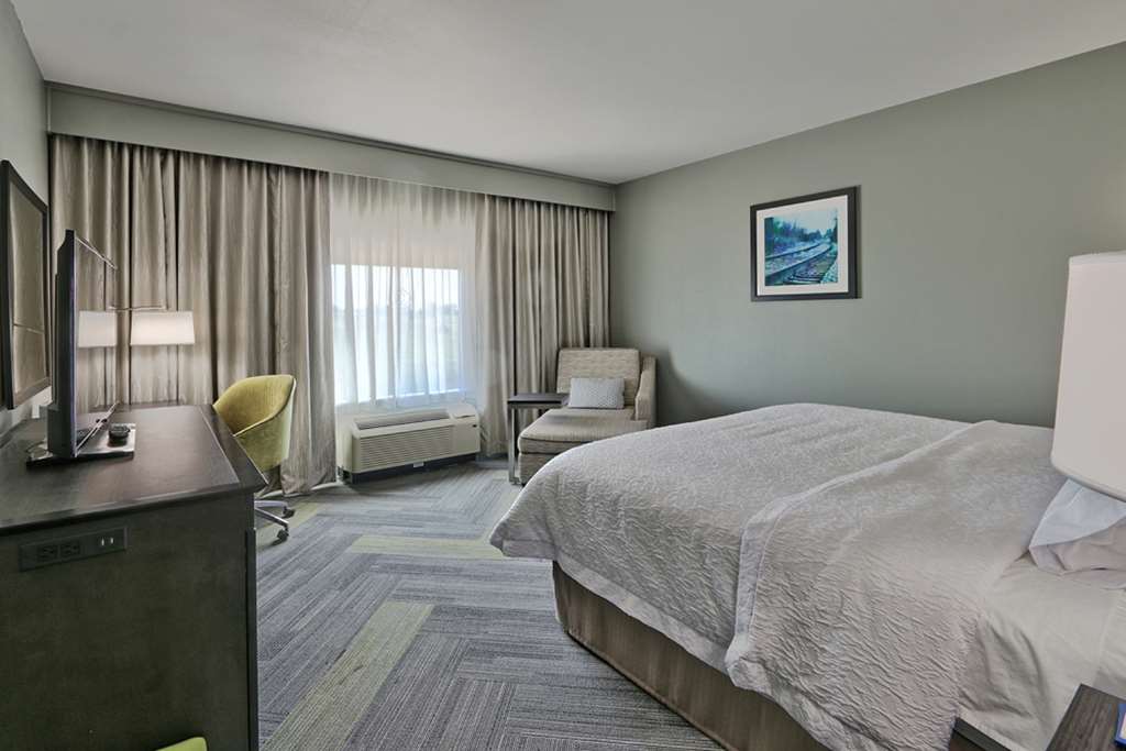 Фото Hampton Inn & Suites Guthrie