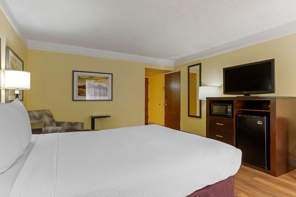 Фото Best Western Phoenix Goodyear Inn