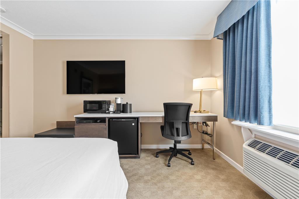 Фото Best Western Plus Columbia River Hotel