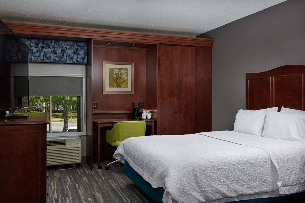Фото Hampton Inn Atlanta Nw Cumberland