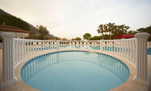Гостиница White Hotel в Олюденизе