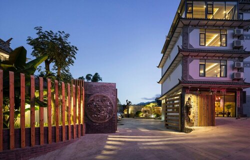 Гостиница Dali Valley Resort в Юньнани