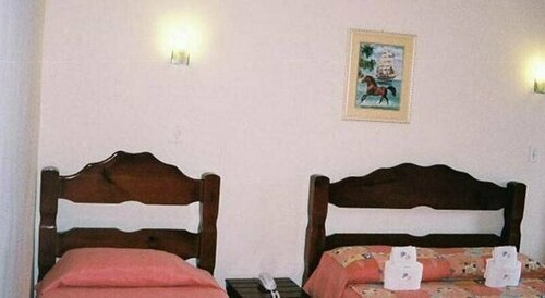 Гостиница Hotel Portal de Barequeçaba в Ильябеле