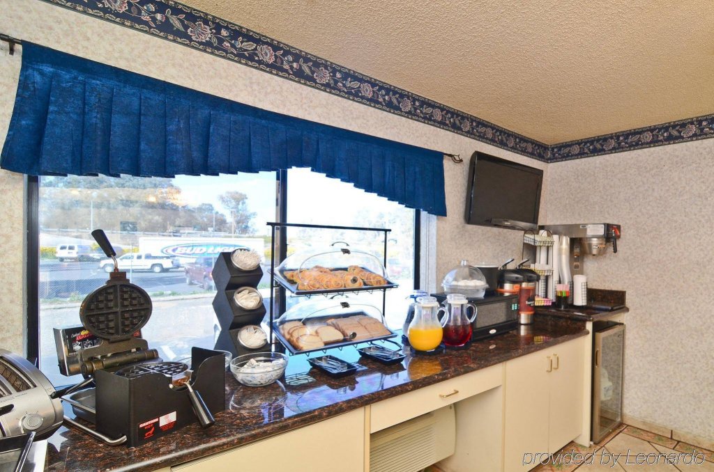 Фото Waterloo Inn