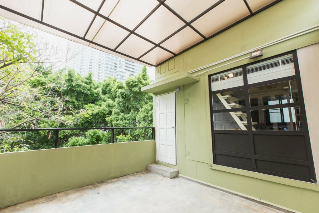 Hotel Bharani Hostel, Bangkok, photo