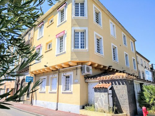 Гостиница Hôtel Araur в Агде