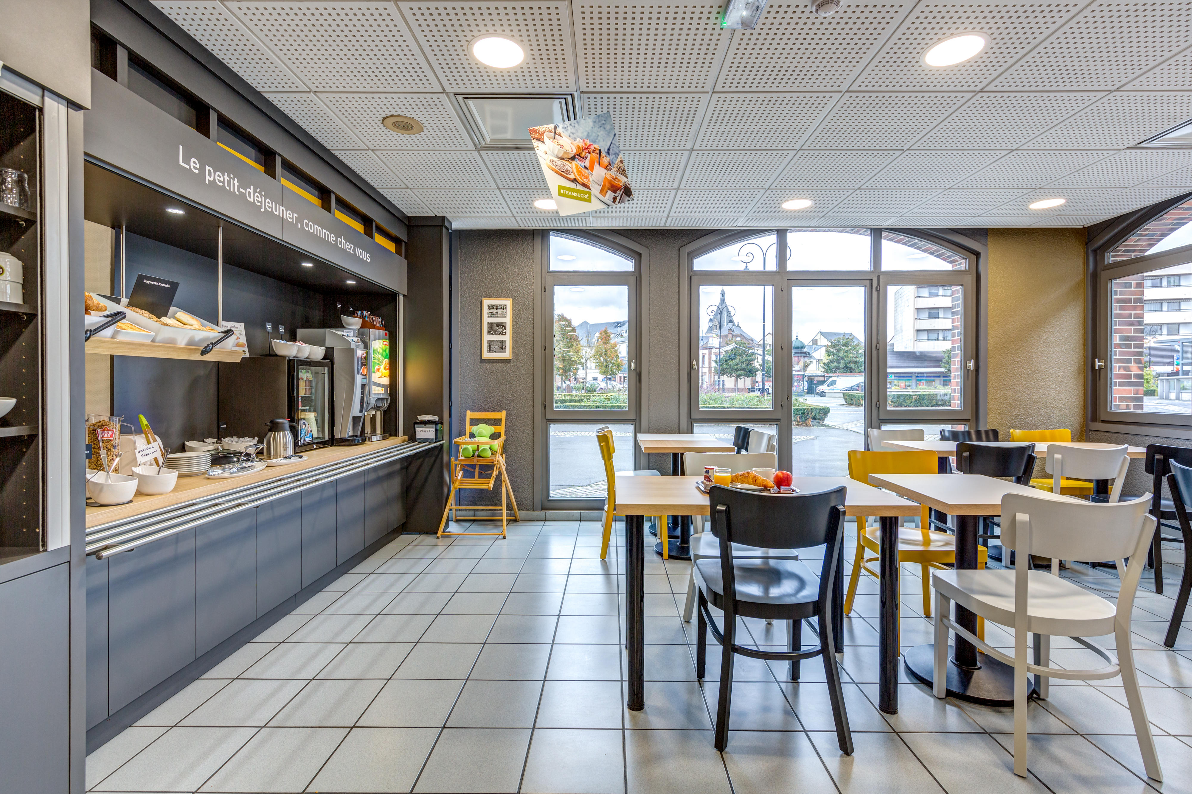 Фото B&b Hotel Dreux Centre