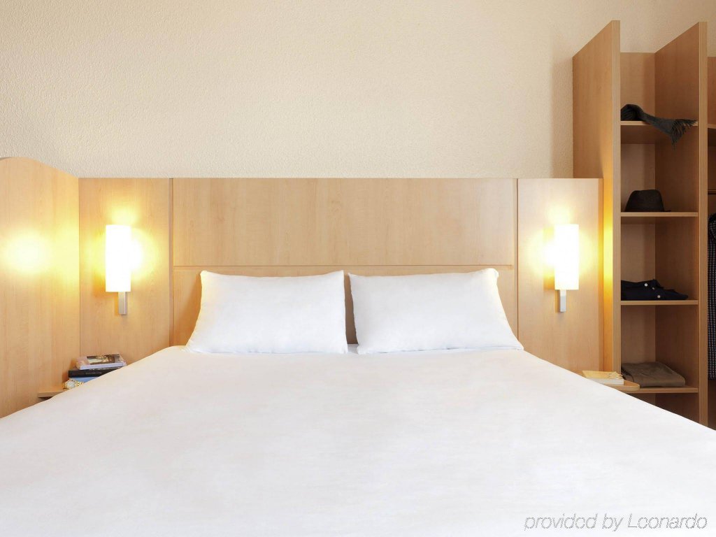 Фото Ibis La Rochelle Vieux Port