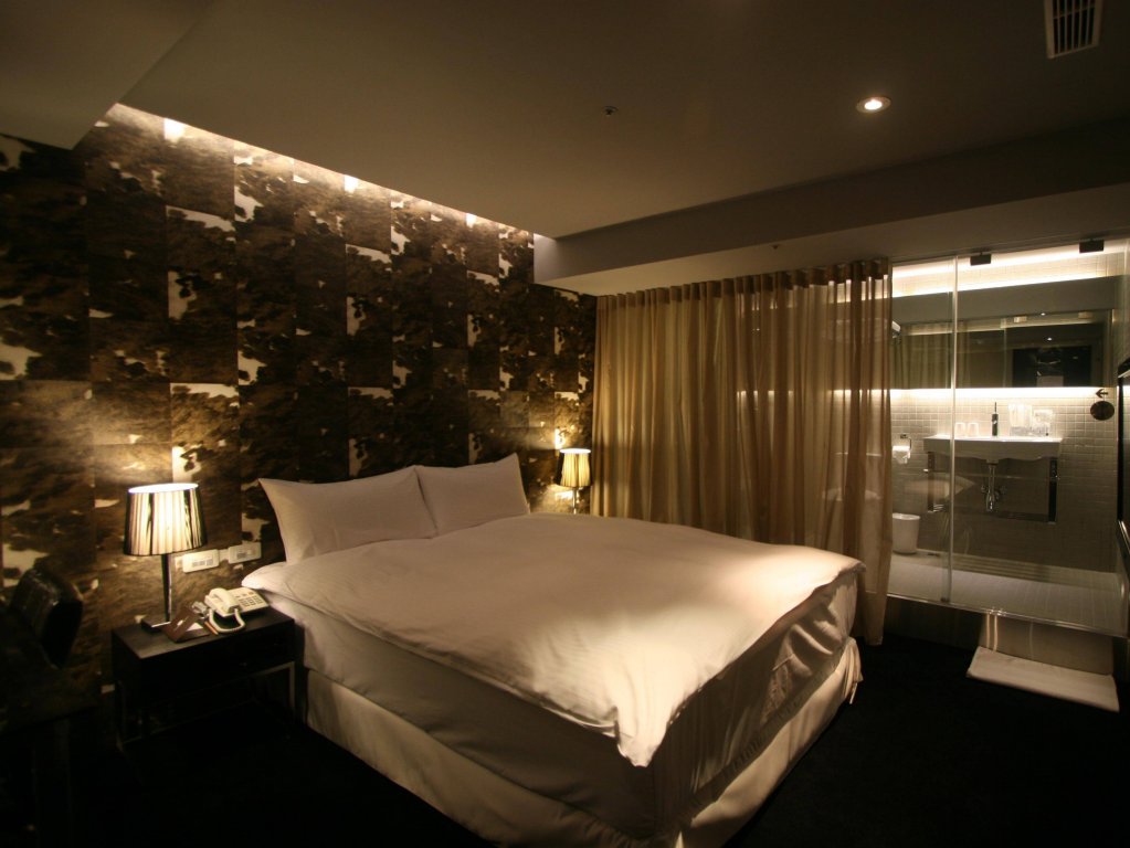 Фото Vendome East Inn