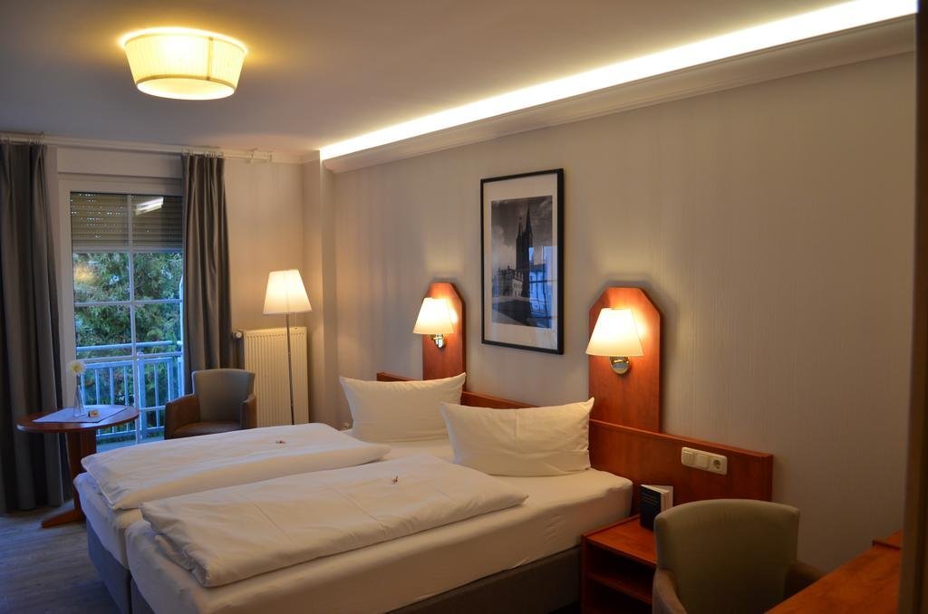 Фото отеля 3