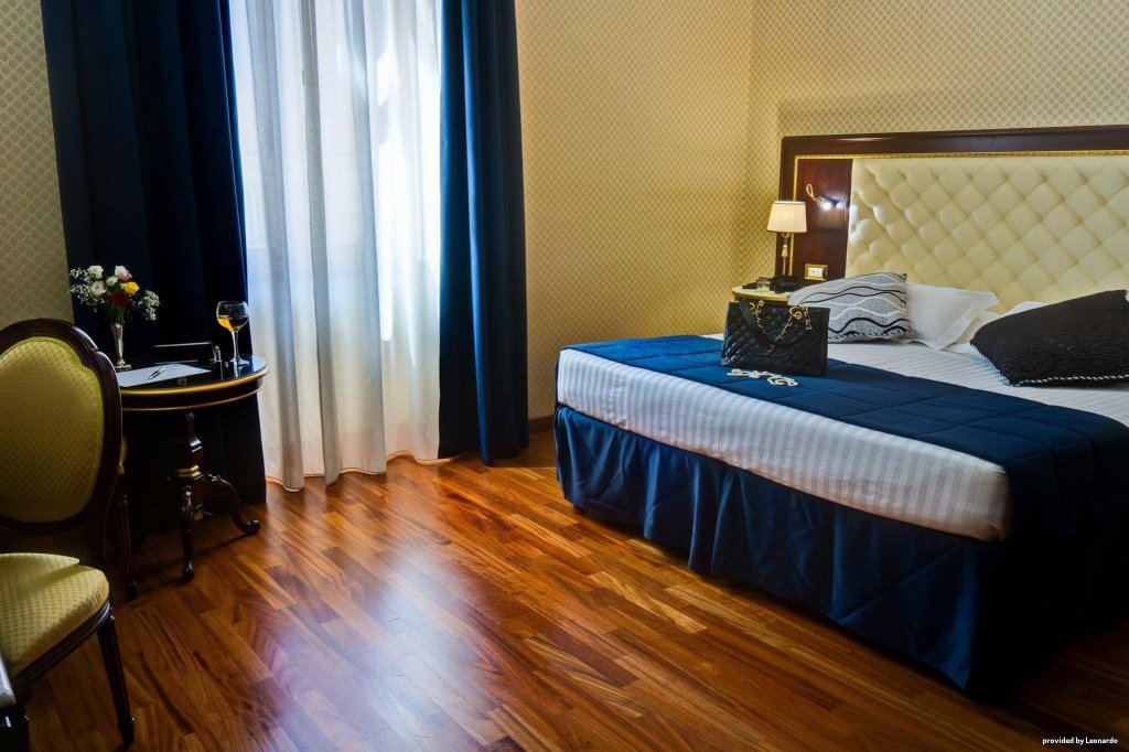 Фото Hotel Mondial