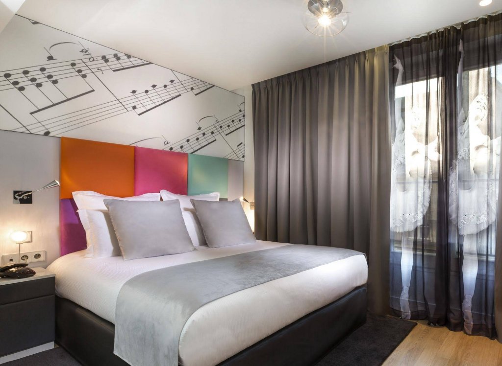 Фото Lyric Opera Hotel Paris