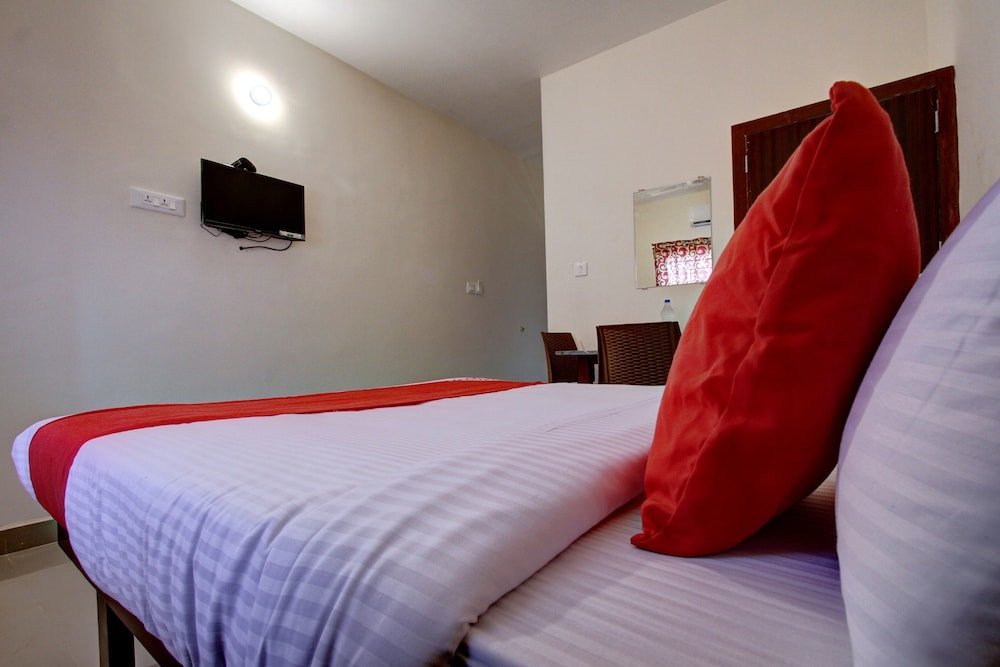 Фото Oyo 24301 Century Park