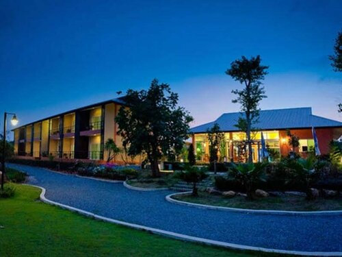 Гостиница Tamali Hotel в Накхонситхаммарате