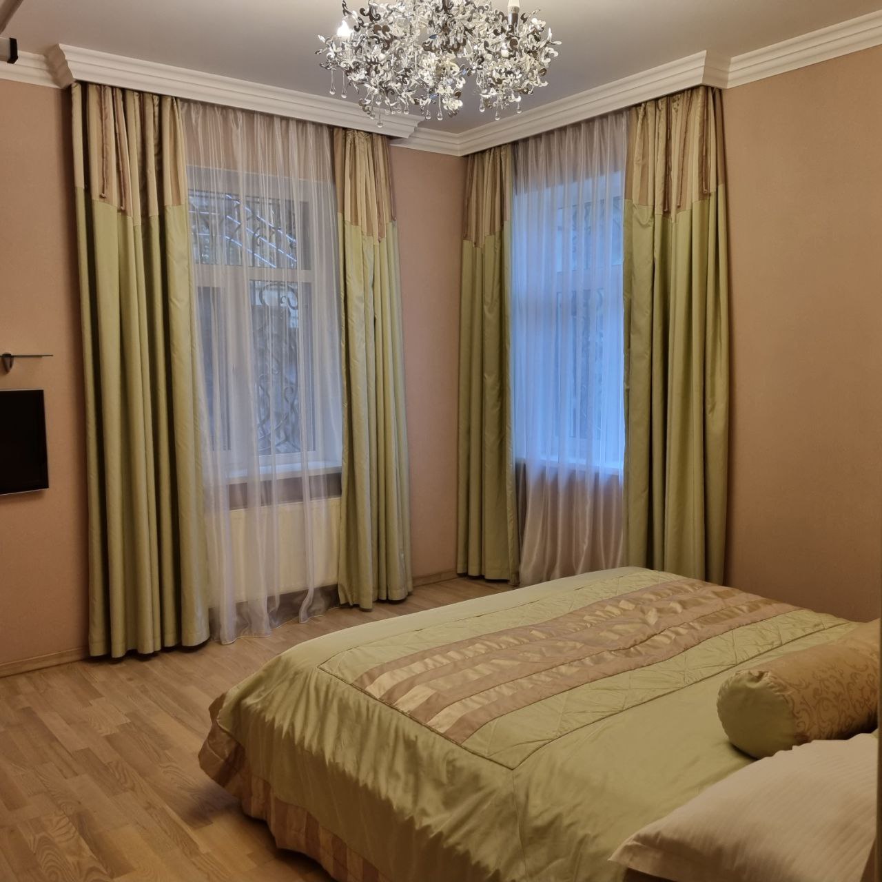 Фото Каштановый особняк