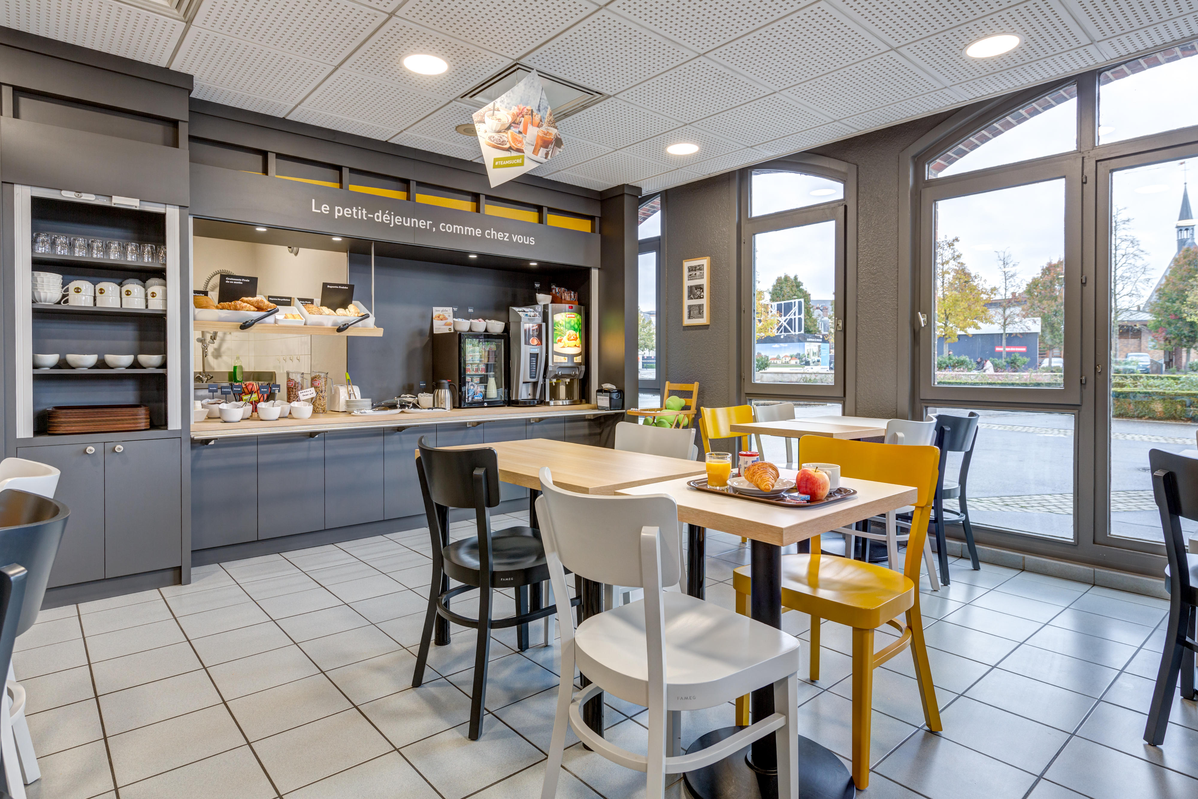 Фото B&b Hotel Dreux Centre