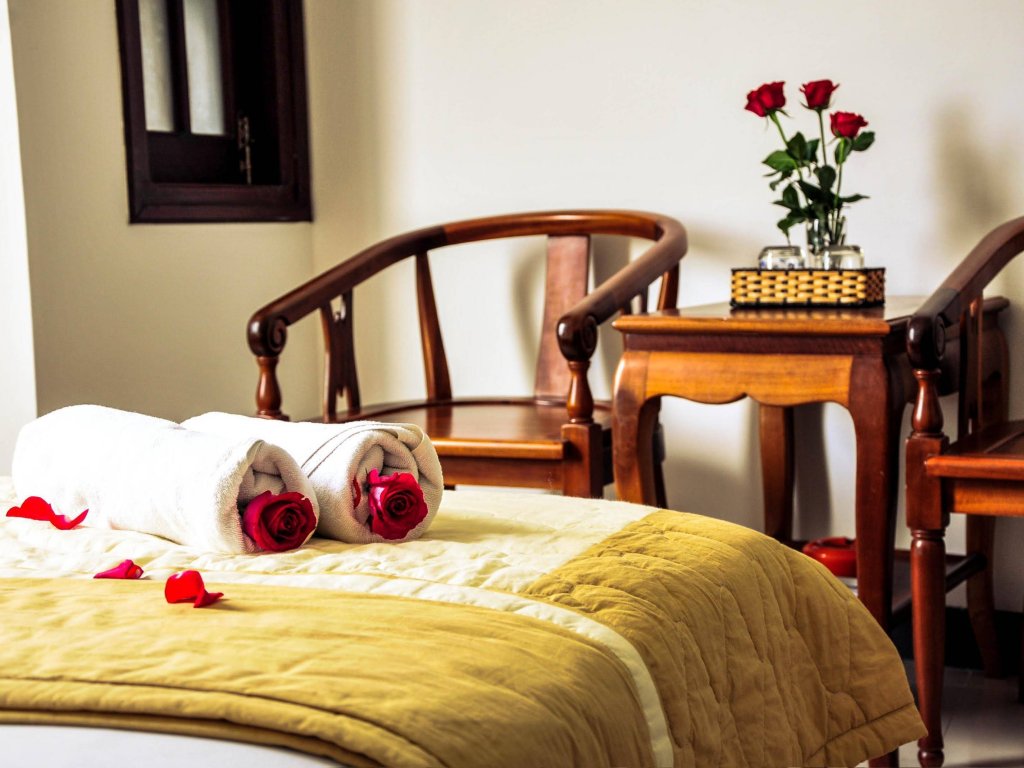 Фото Minh Cat Hotel