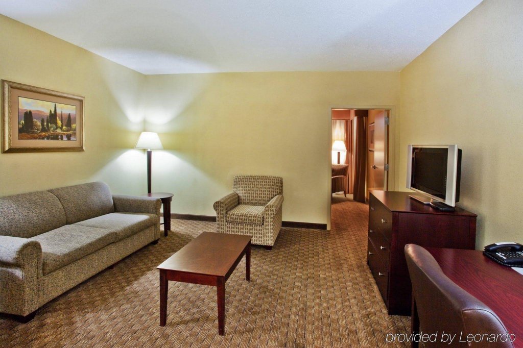 Фото Holiday Inn Augusta West I-20