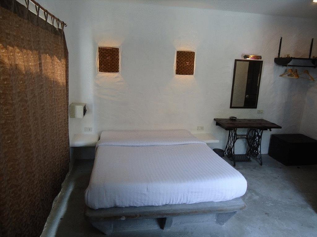 Фото Pirates House Hotel