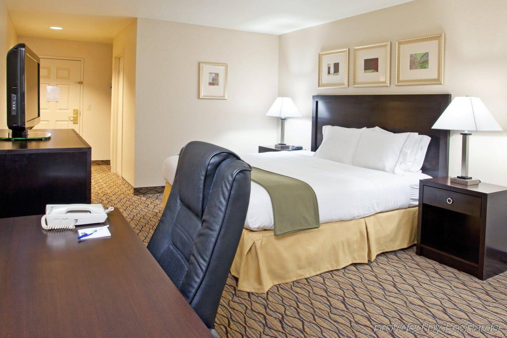 Фото Holiday Inn Express & Suites Columbus East Reynoldsburg, an Ihg Hotel