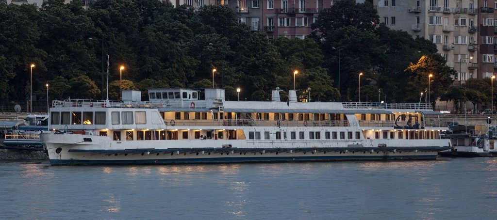 Фото Fortuna Boat Hotel