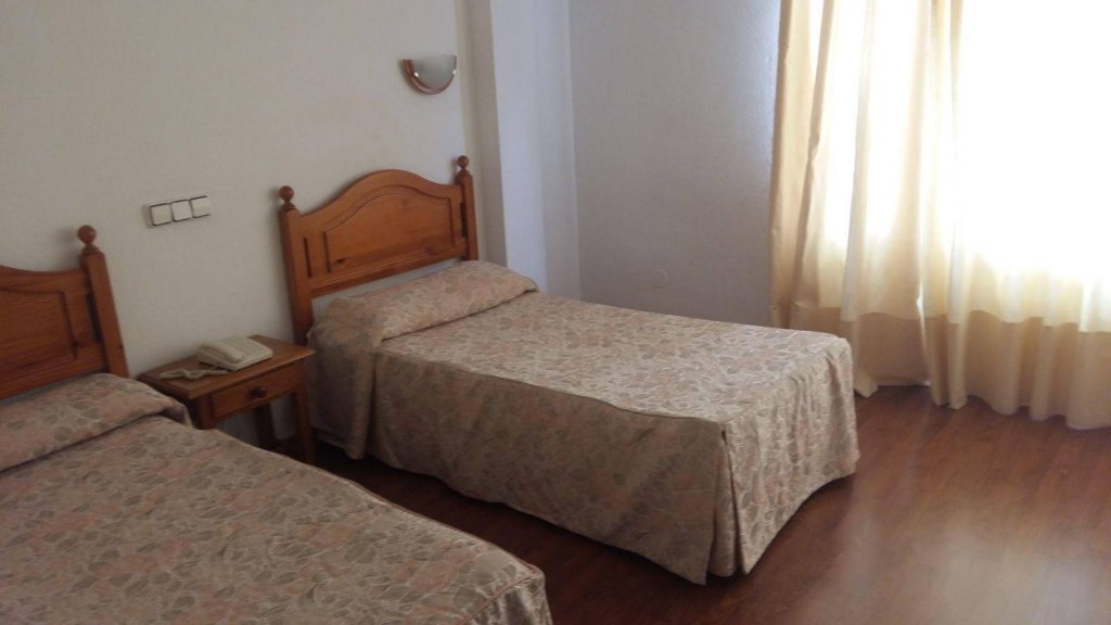 Фото Hotel Torremolinos Centro