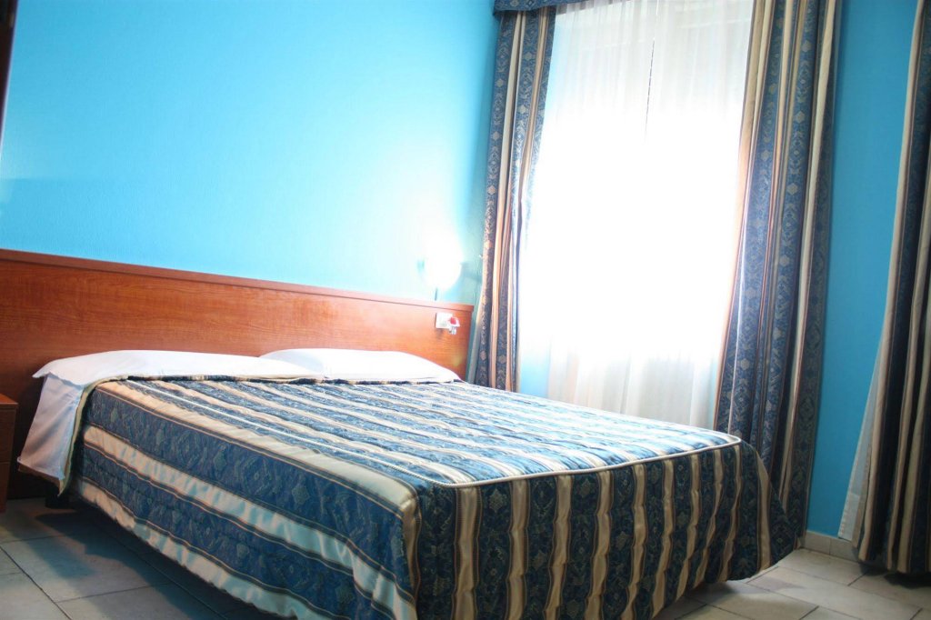 Фото Hotel Alessander