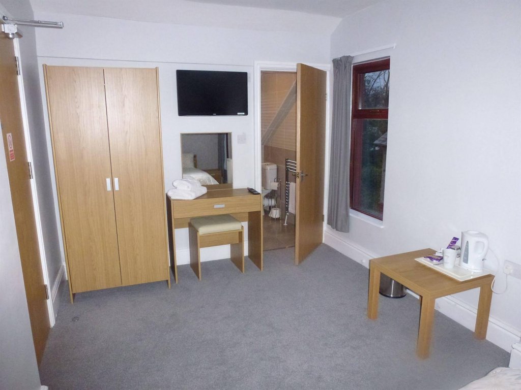 Фото Orrell House