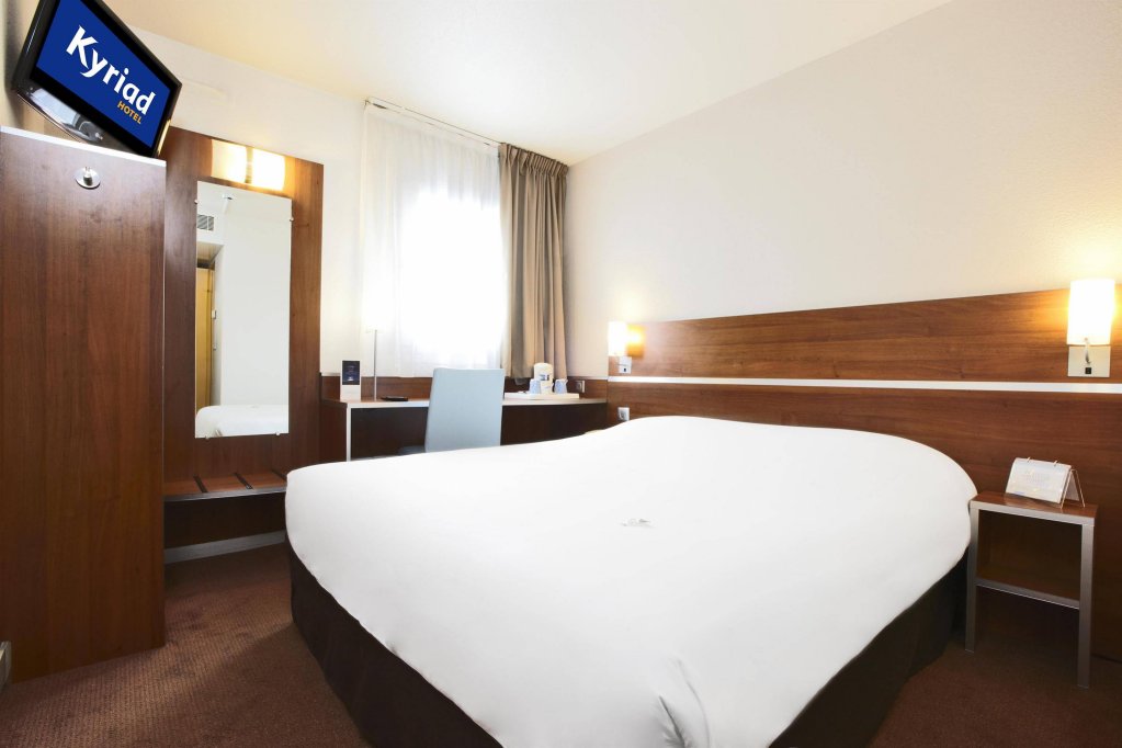 Фото Comfort Hotel Paris Porte D'Ivry