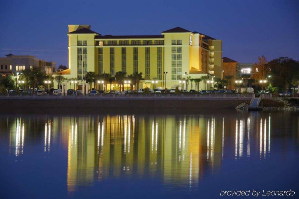 Фото Embassy Suites by Hilton Orlando North