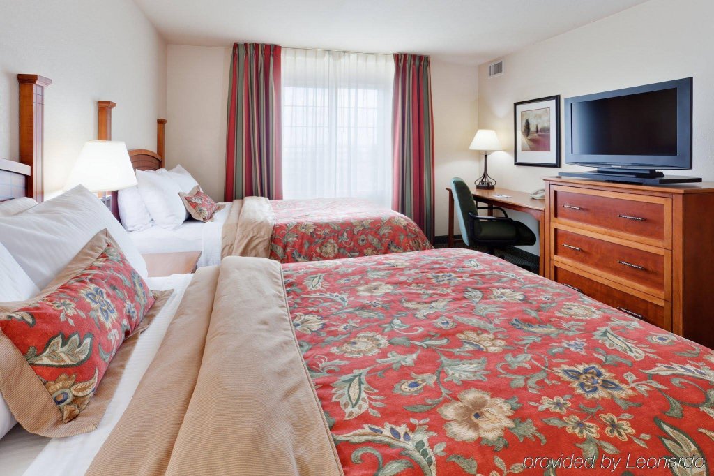 Фото Staybridge Suites Allentown West, an Ihg Hotel