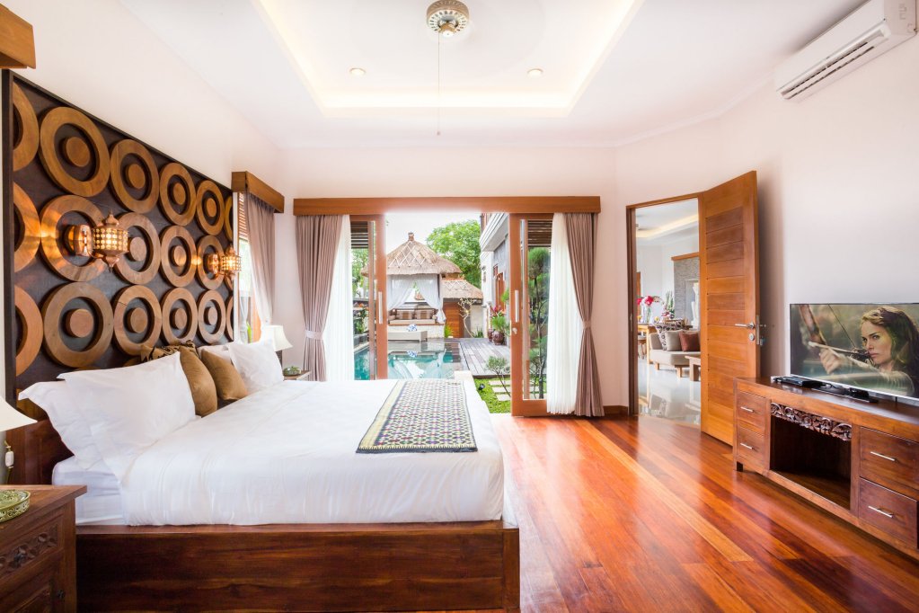 Фото Brisamar Suite Hotel