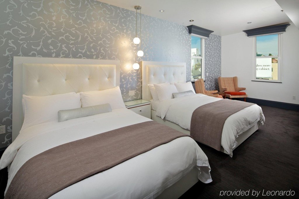 Фото La Pensione Hotel