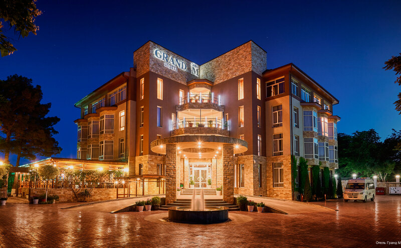 Фото отеля 1