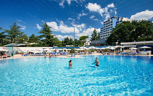 Гостиница Valamar Diamant в Порече