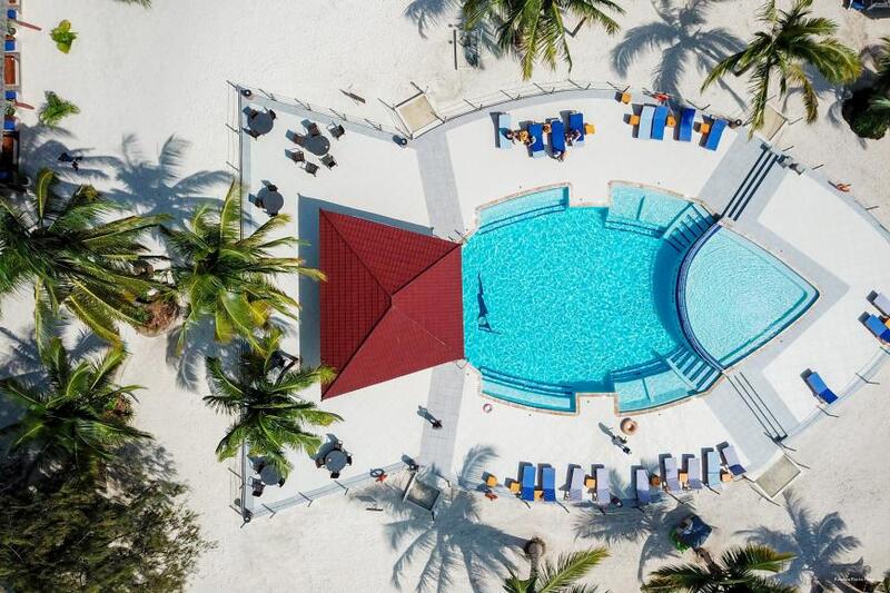 Фото Kendwa Rocks Beach Hotel