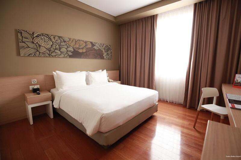 Фото Swiss-Belhotel Airport Jakarta