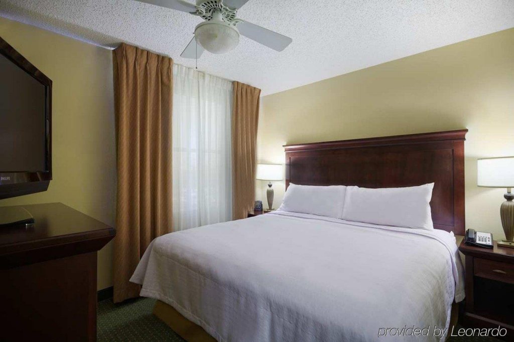 Фото Homewood Suites Tampa Airport