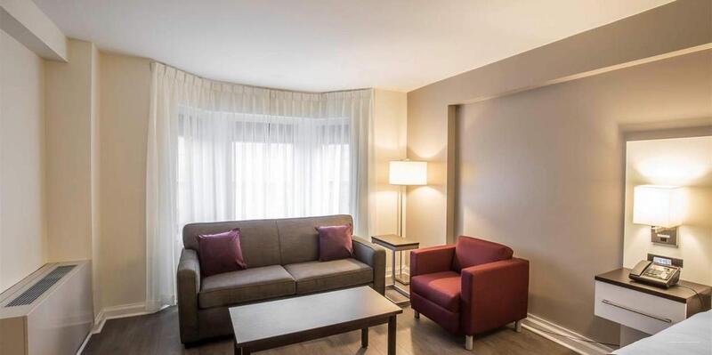 Фото The Saint James Hotel, An Ascend Hotel Collection Member